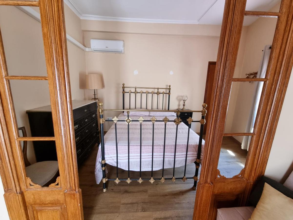 Cal Metge Apartman Benissanet Kültér fotó